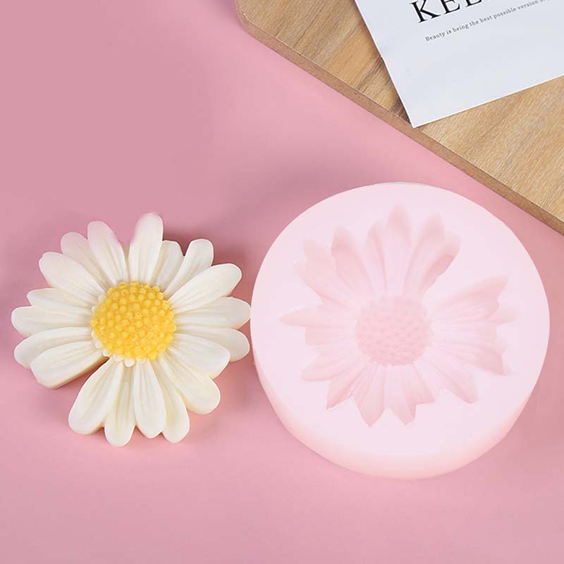 Candle Making Party - DIY Candle Silicone Mold Daisy Chamomile